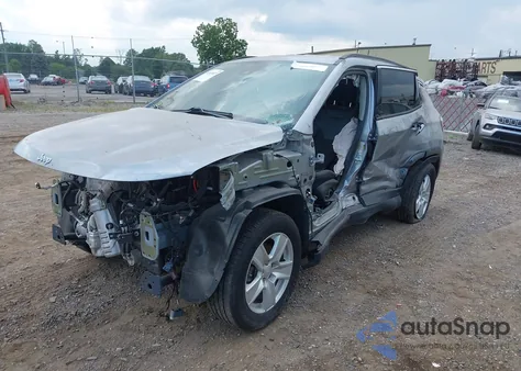 2022 Jeep Compass Latitude Fwd from USA, damaged, VIN 3C4NJCBBXNT106596